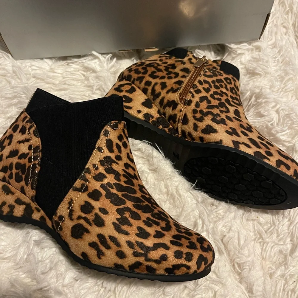 Cloudwalkers animal print Kiera ankle boot